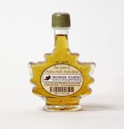Leaf-Bottle-of-Maple-Syrup-Small